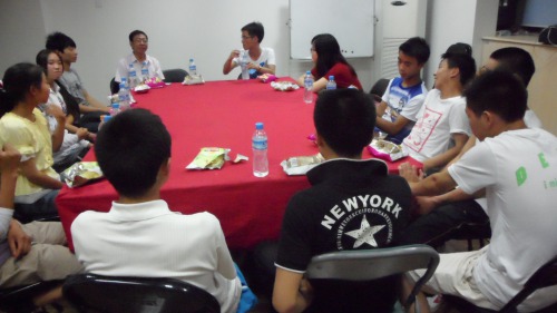 免费色情影片
学生与贵州学生交流座谈